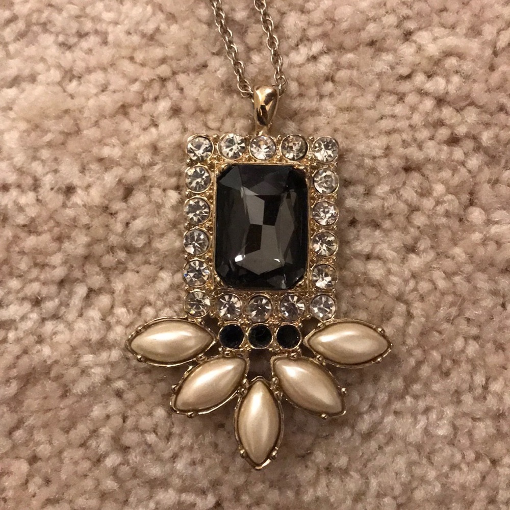 Pearl and stone necklace